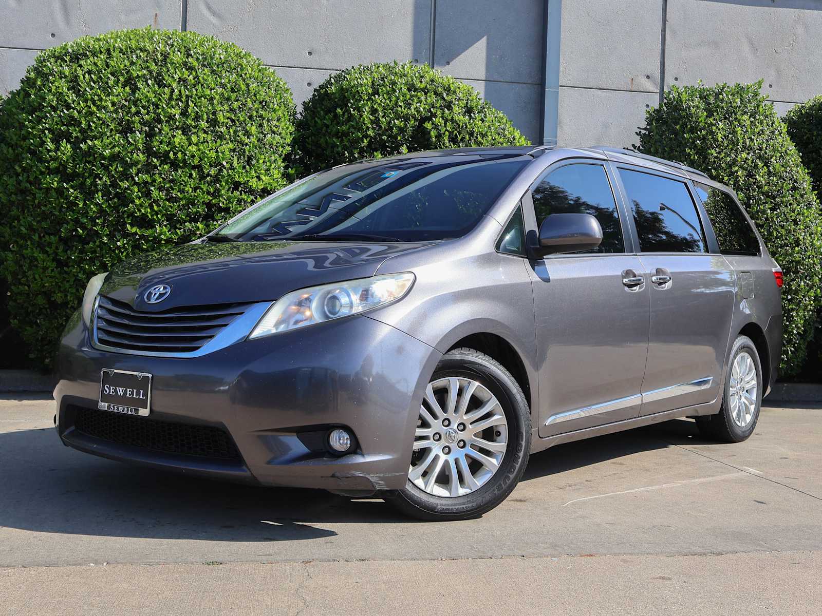 2017 Toyota Sienna XLE