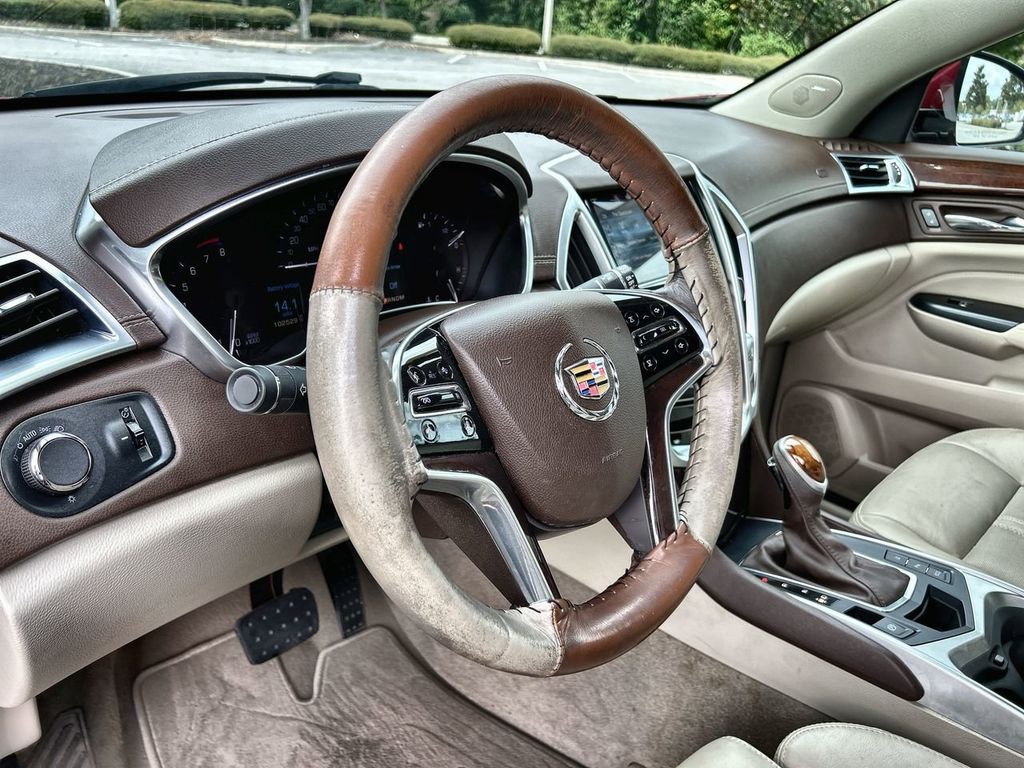 2015 Cadillac SRX Luxury photo 17