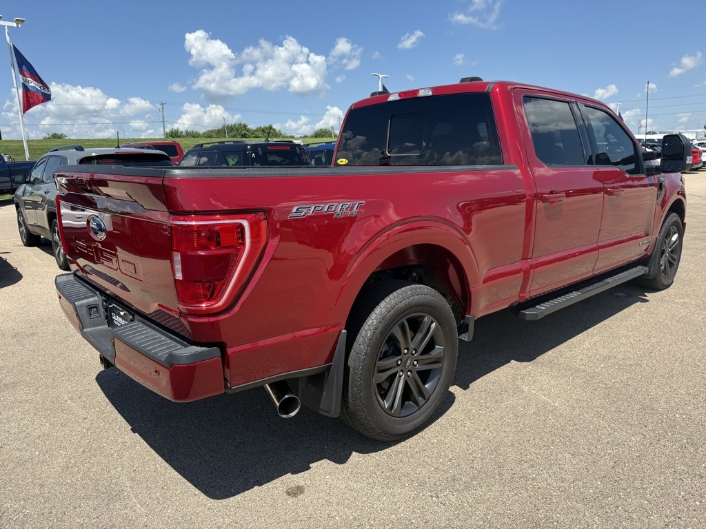 2021 Ford F-150 XLT photo 4