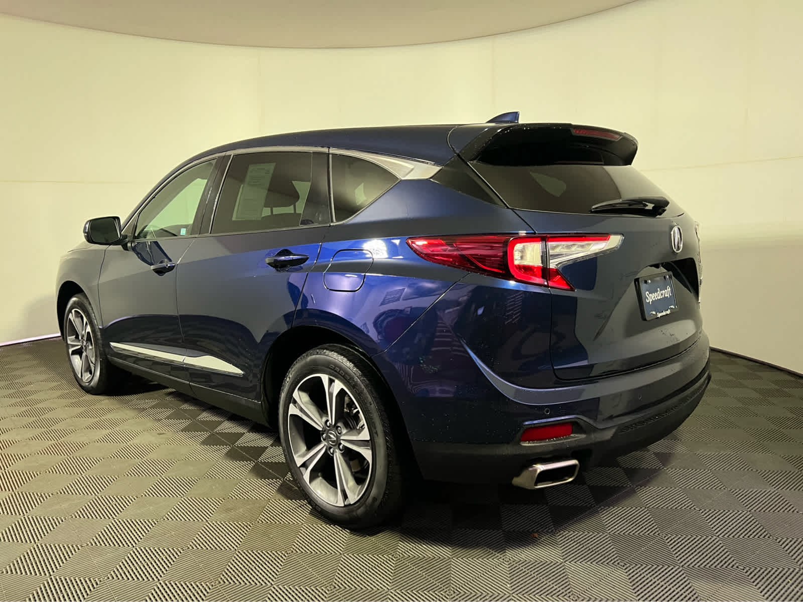 2023 Acura RDX Advance photo 3