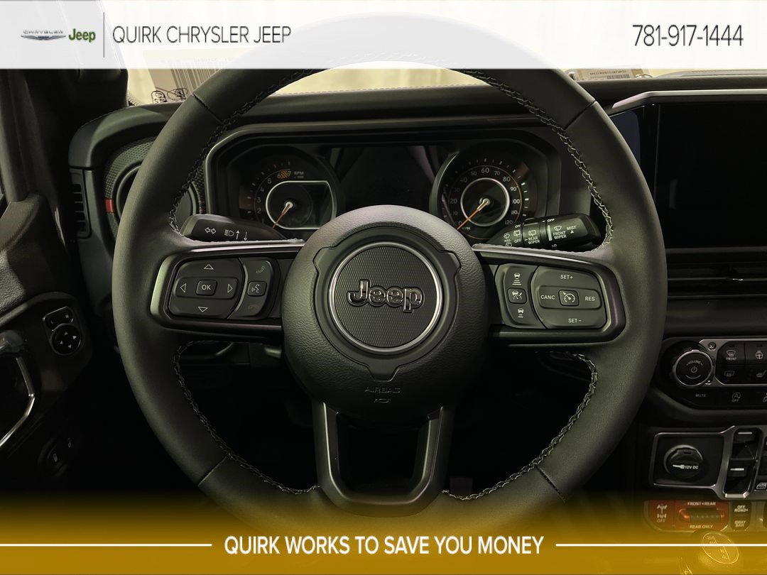 New 2025 Granite Crystal Metallic Clearcoat Jeep Rubicon image 16