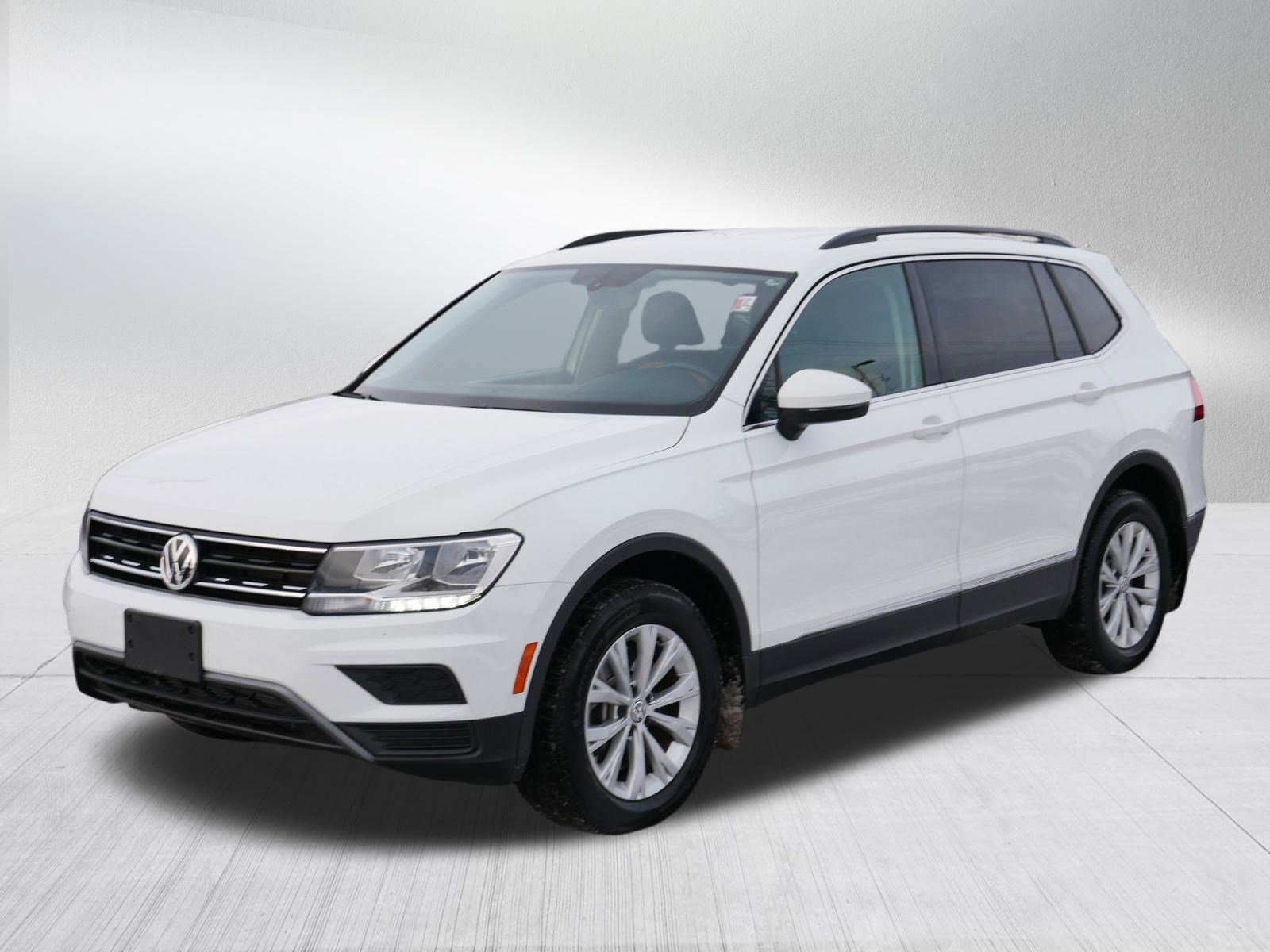 2018 Volkswagen Tiguan SE photo 3