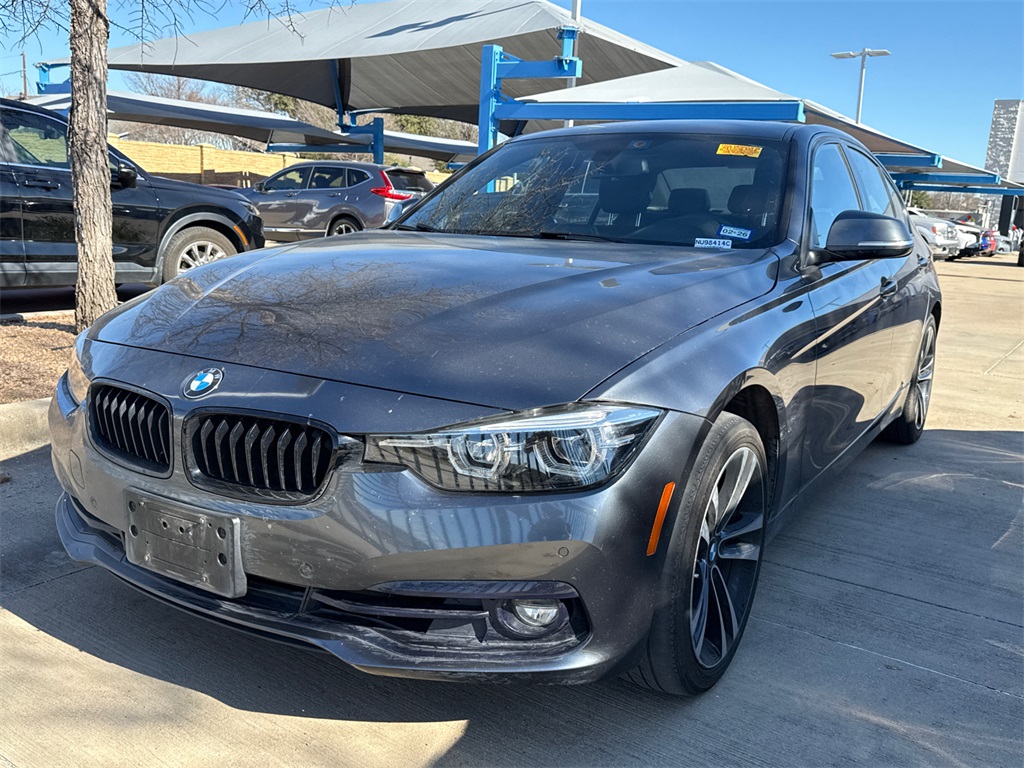 2018 BMW 3 Series 330i's photo