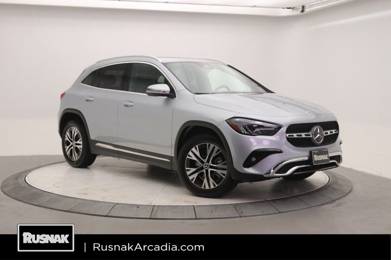 2026 Mercedes-Benz GLA GLA 250's photo