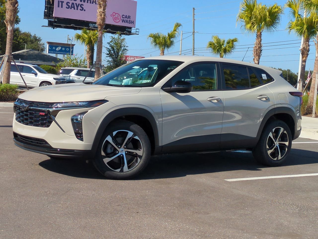 2026 Chevrolet Trax RS's photo