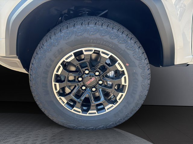 2026 Gmc Canyon AT4 photo 26