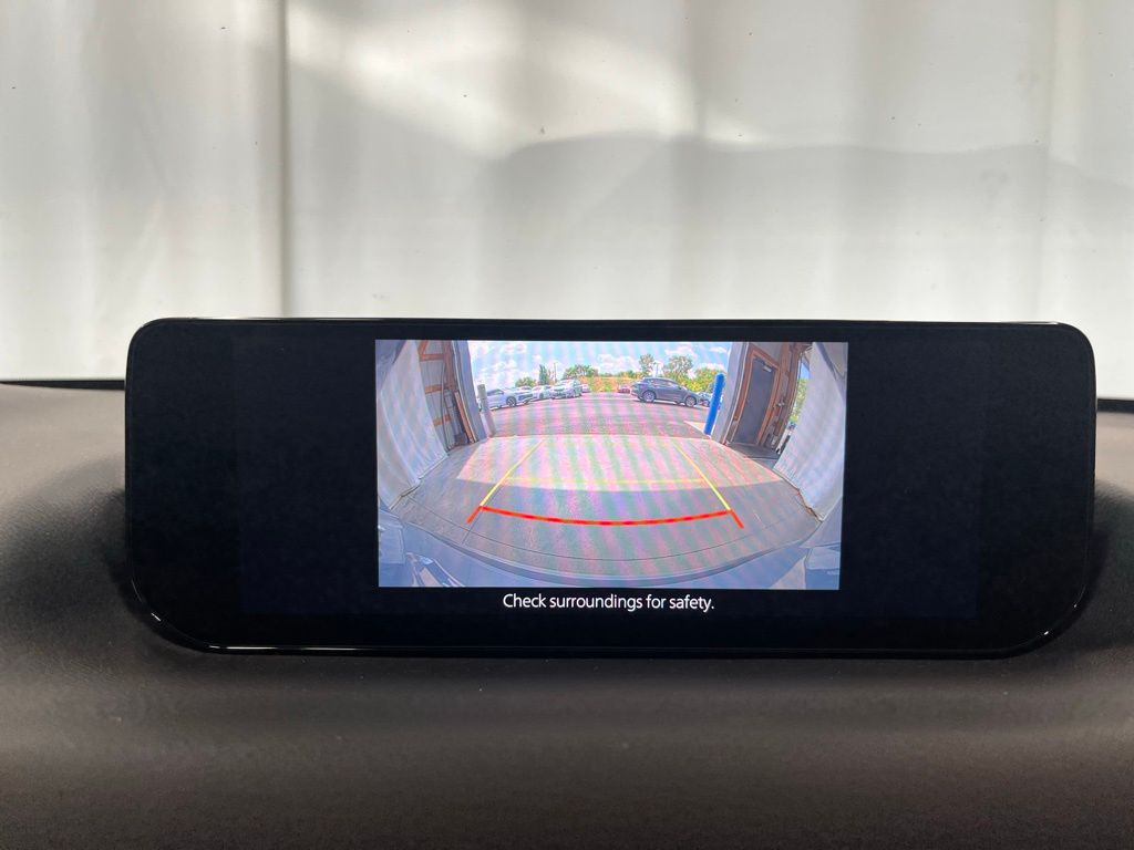 2025 Mazda CX-50 2.5 Select photo 17