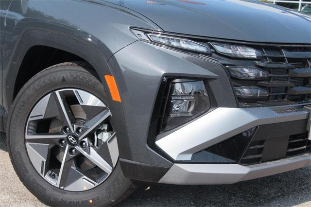2025 Hyundai Tucson SEL photo 3