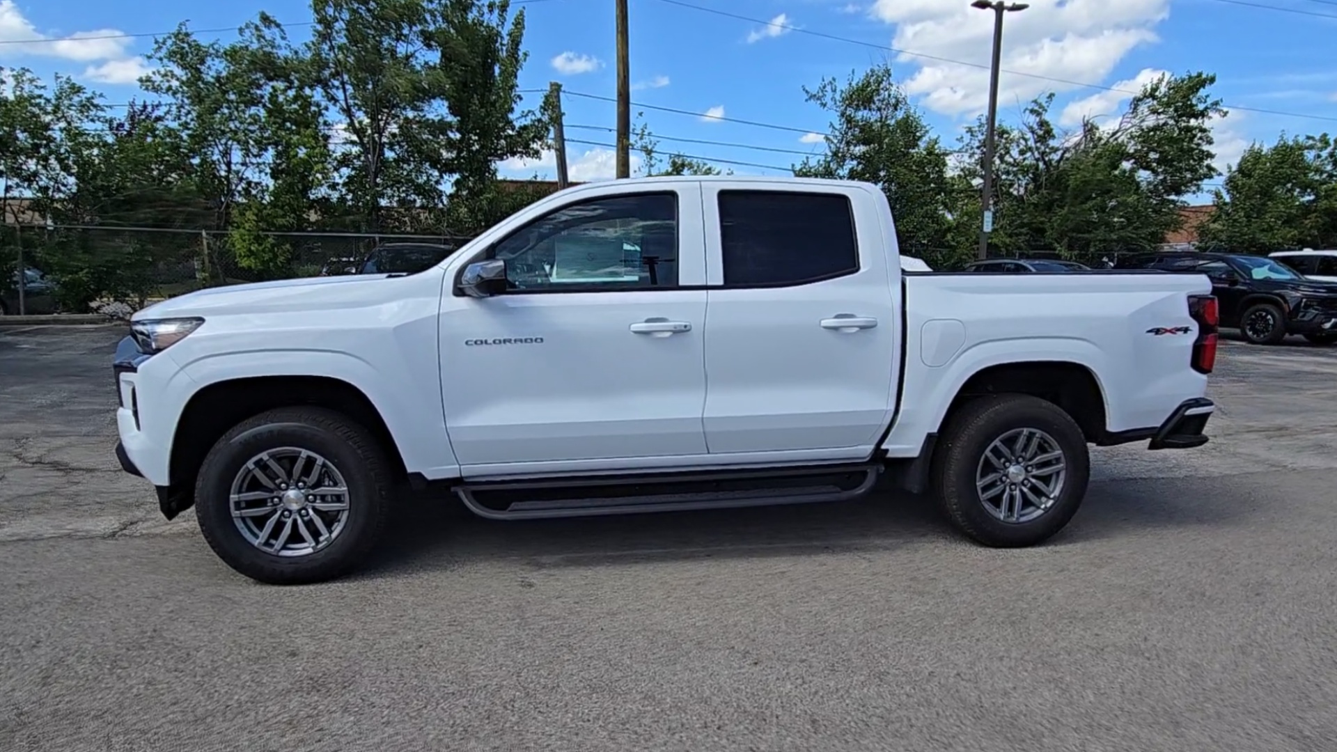 2025 Chevrolet Colorado Work Truck LT photo 5