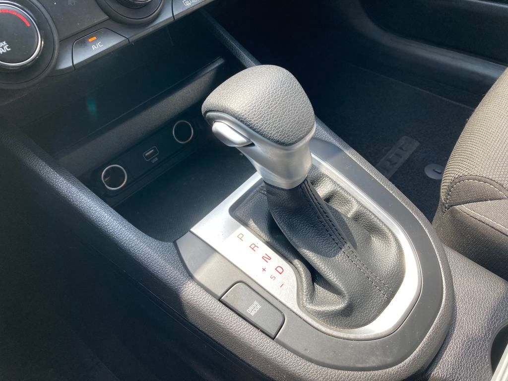 2023 Kia Forte LXS photo 17