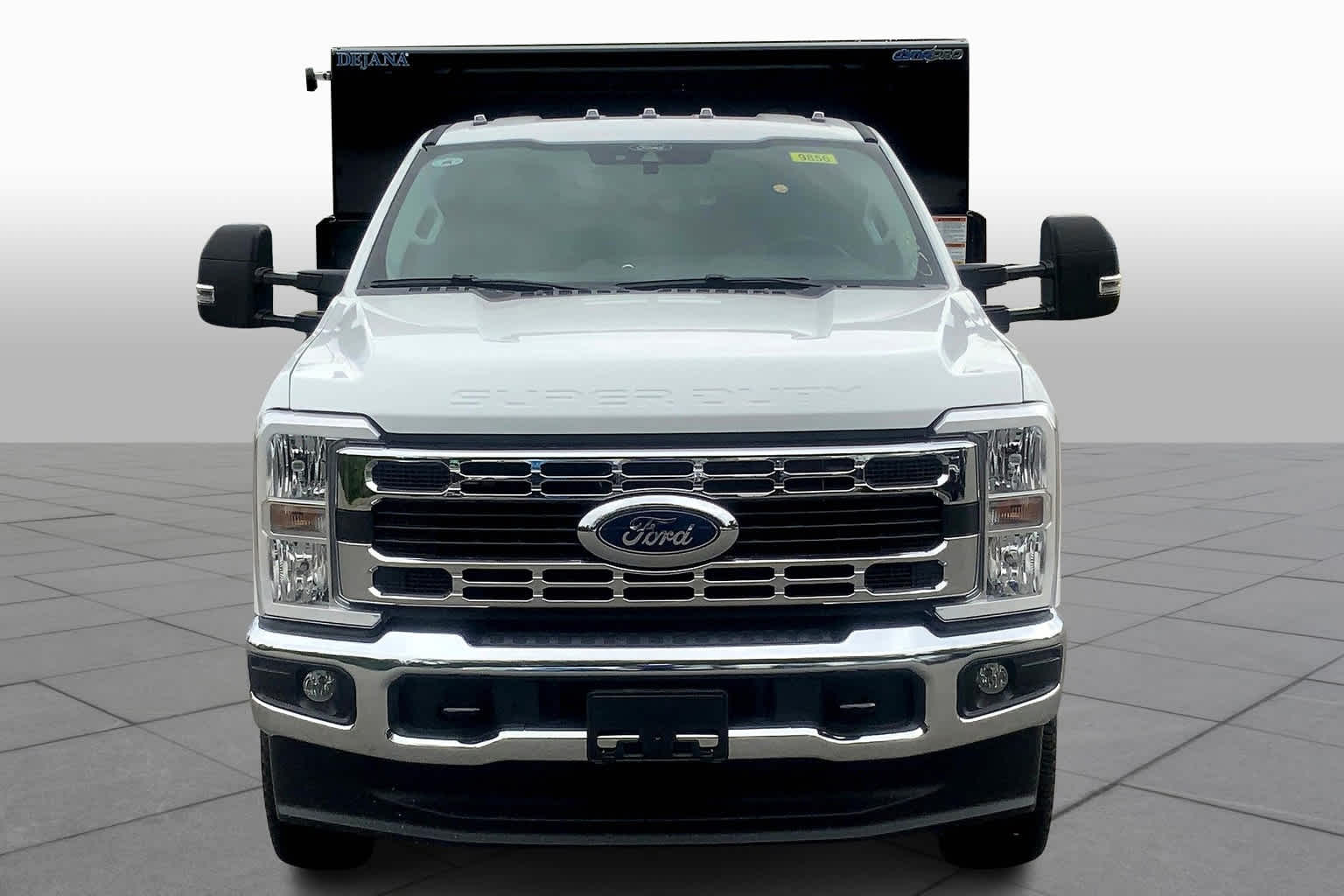 2025 Ford F-350 XL photo 2