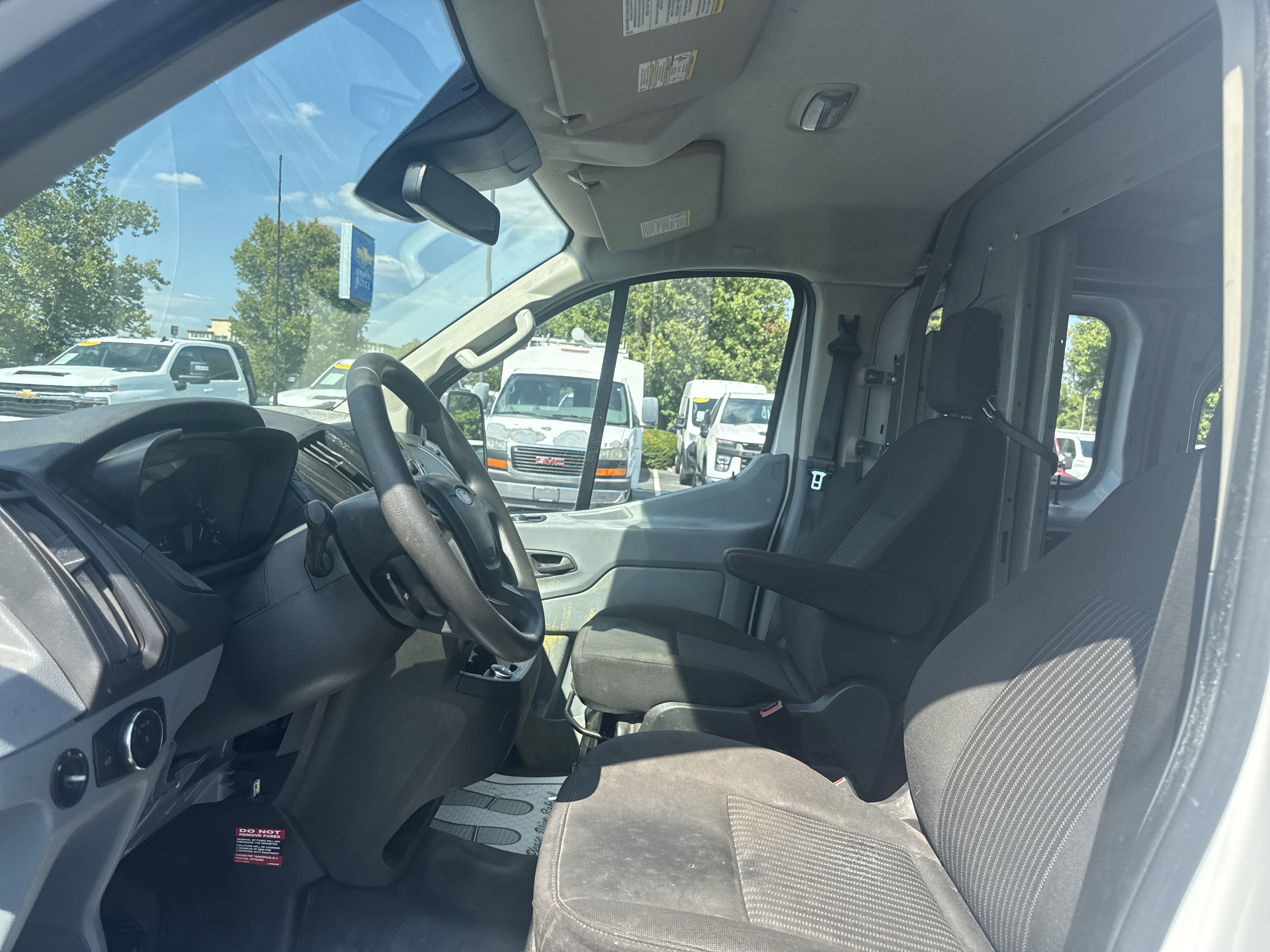 2017 Ford Transit Van photo 9