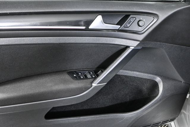 2015 Volkswagen Golf GTI S photo 6