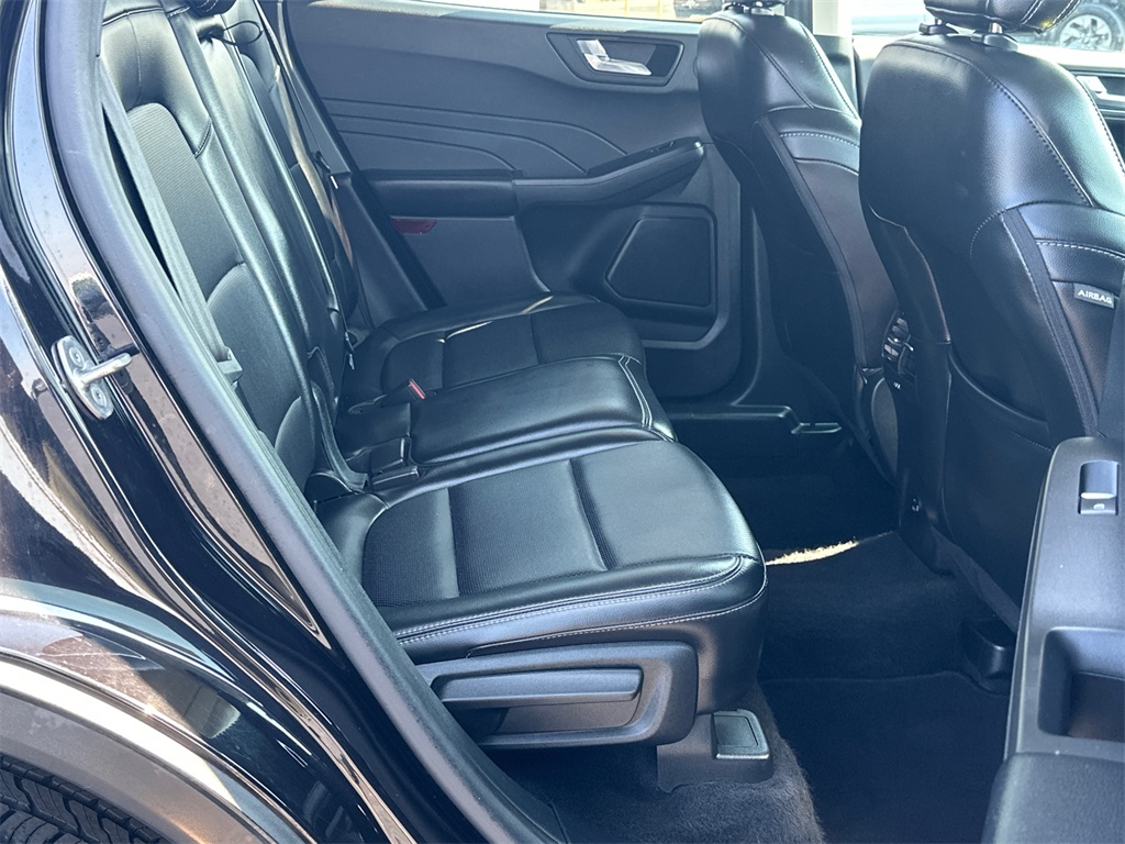 2021 Ford Escape Titanium photo 15