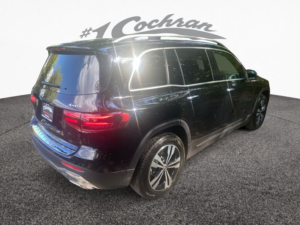 2026 Mercedes Benz GLB 250 4MATIC photo 7