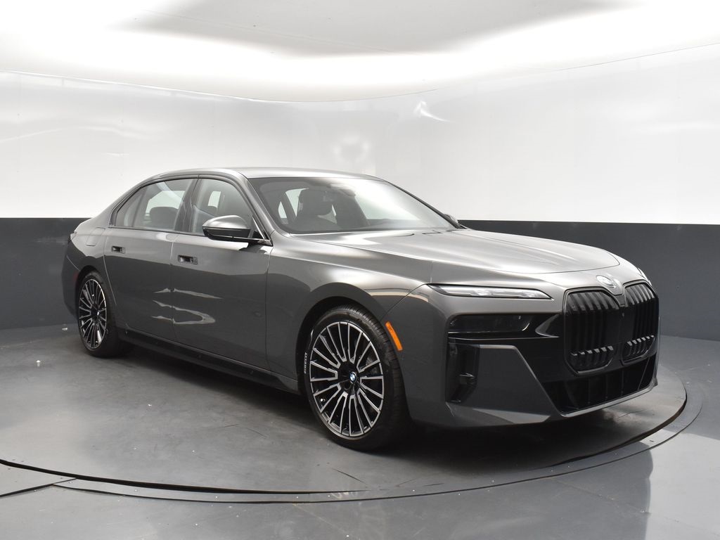 2026 Bmw 740i photo 9