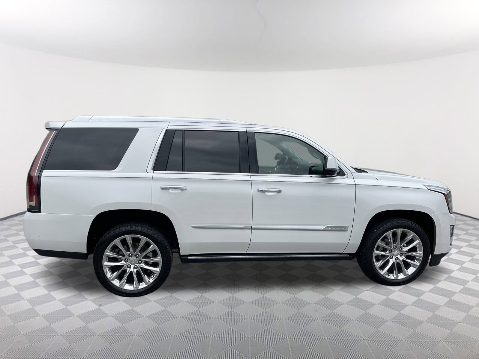 2019 Cadillac Escalade Premium Luxury photo 7