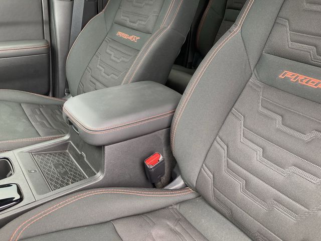2024 Nissan Frontier PRO-4X photo 28