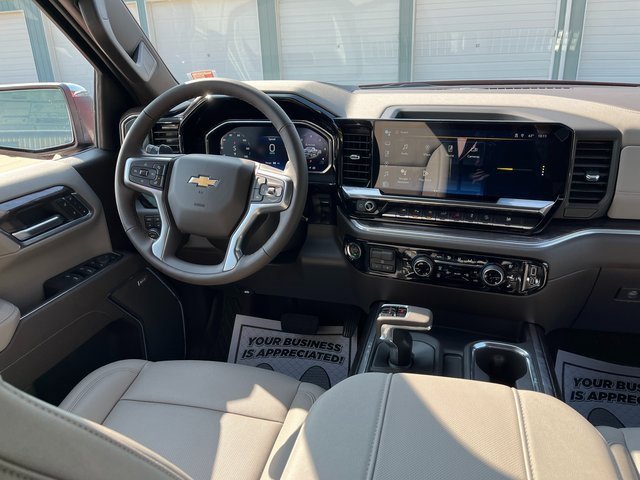 2026 Chevrolet Silverado 1500 LTZ photo 17