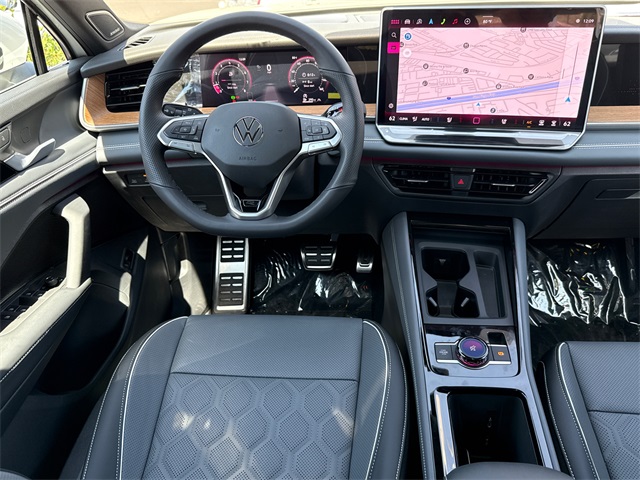 2025 Volkswagen Tiguan SEL R-Line Black photo 20