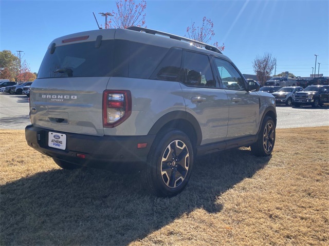 2023 Ford Bronco Sport Outer Banks photo 3