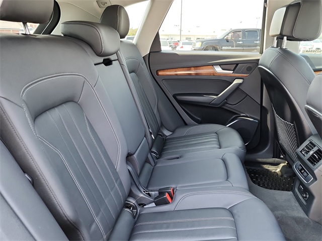 2022 Audi Q5 45 S line Premium photo 18