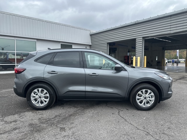 2025 Ford Escape Active photo 2