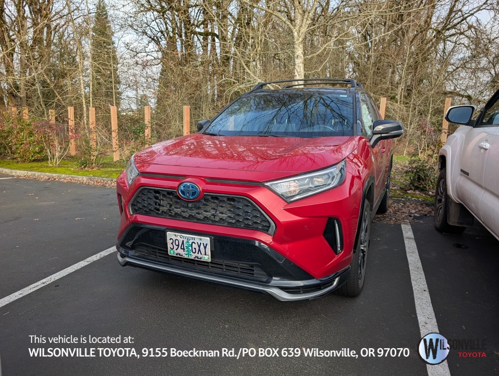 2021 Toyota RAV4 XSE's photo