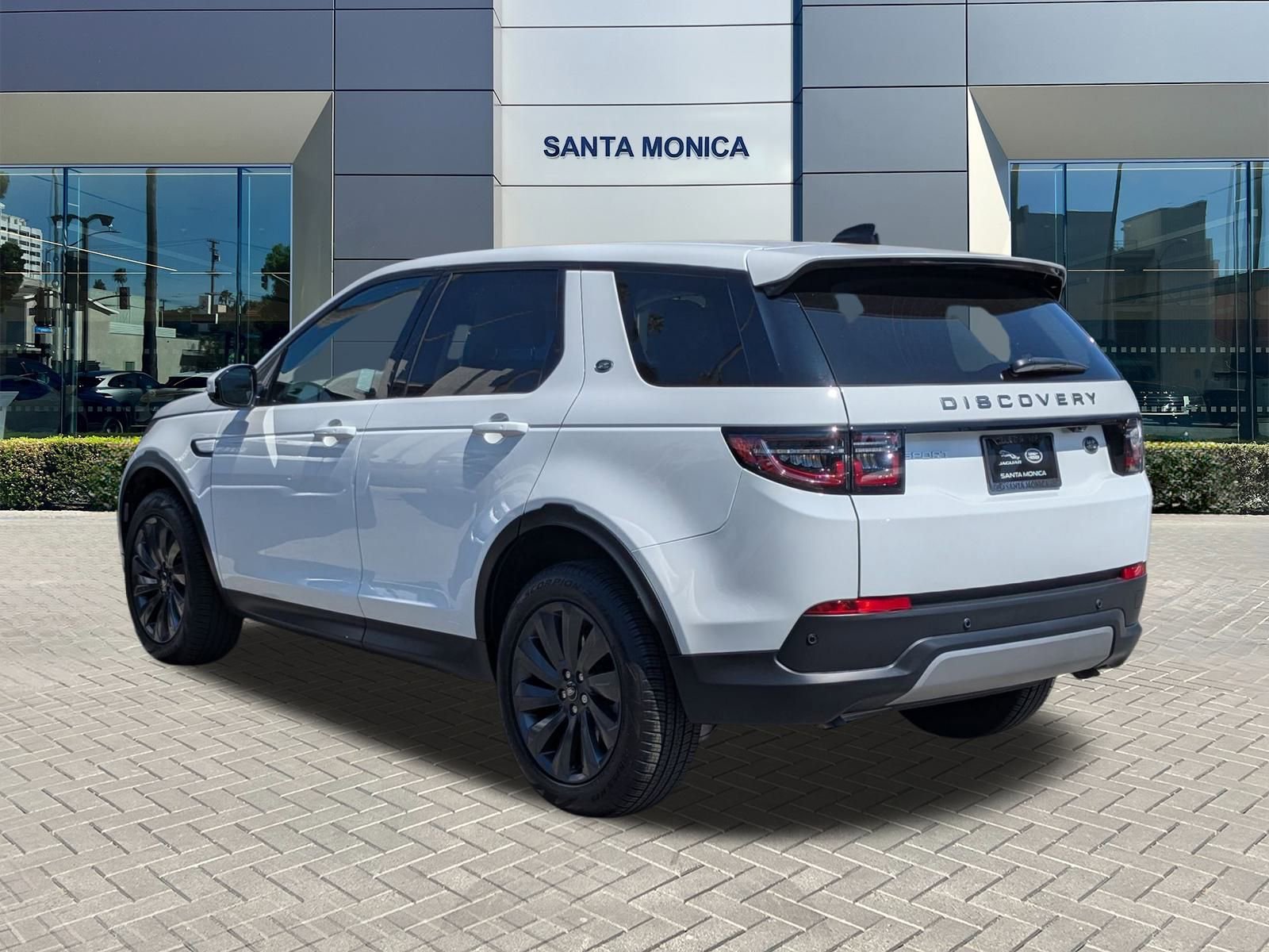 2023 Land Rover Discovery Sport SE photo 7