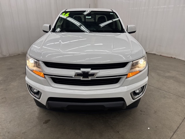 2016 Chevrolet Colorado Z71 photo 2