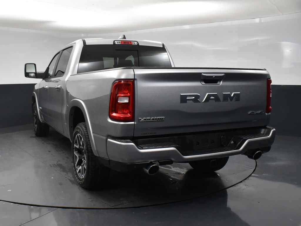 2025 Ram 1500 Laramie photo 3