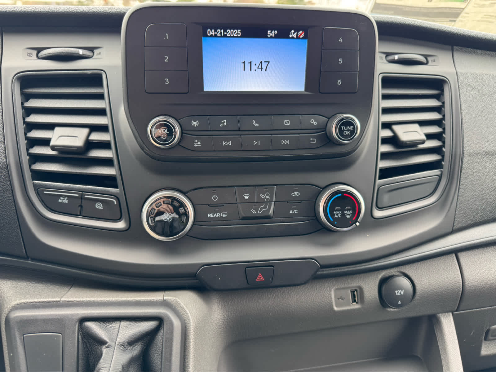 2025 Ford Transit Van Base - Photo 17