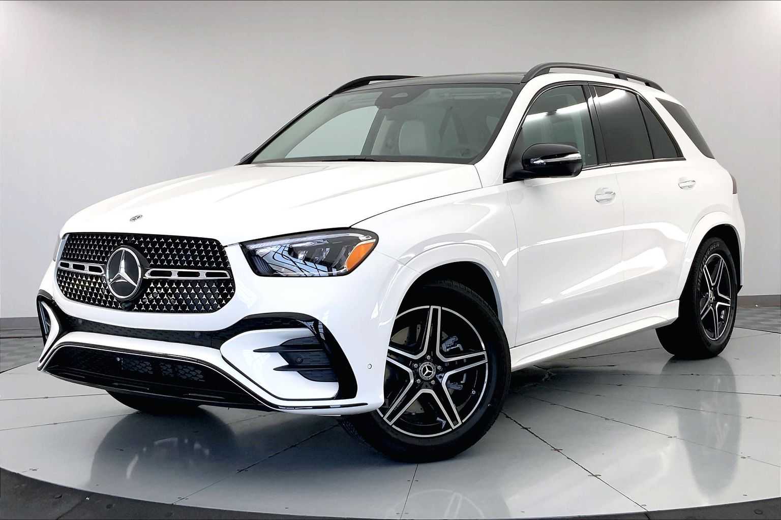 2026 Mercedes-Benz GLE GLE350's photo
