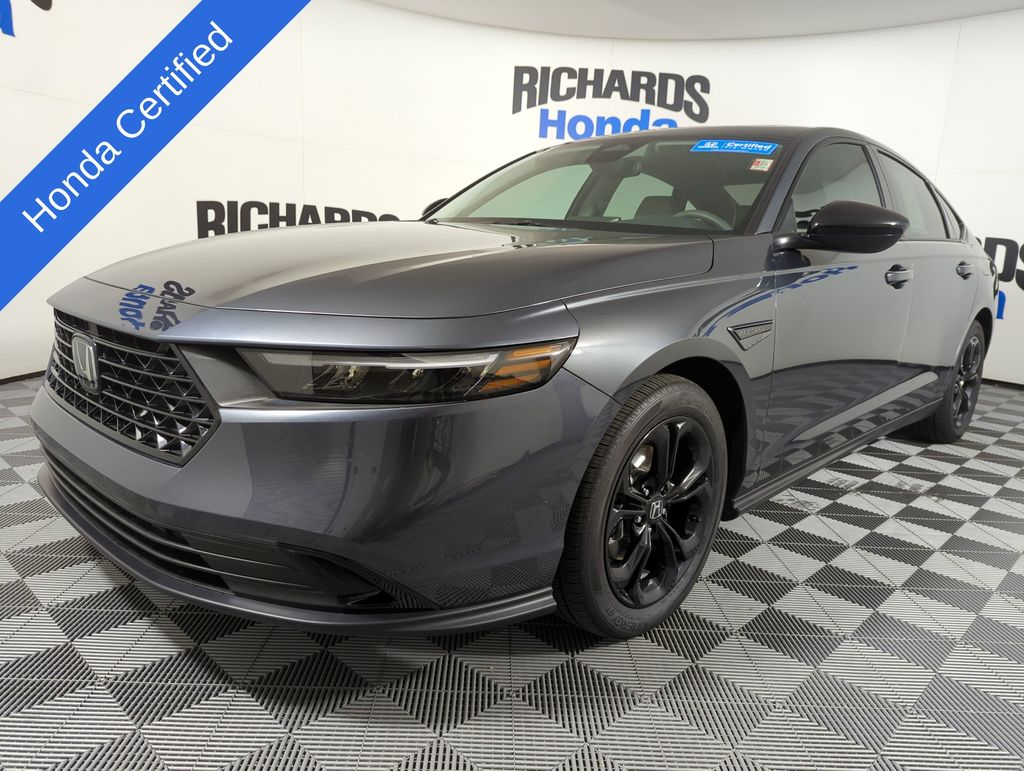 2025 Honda Accord SE's photo