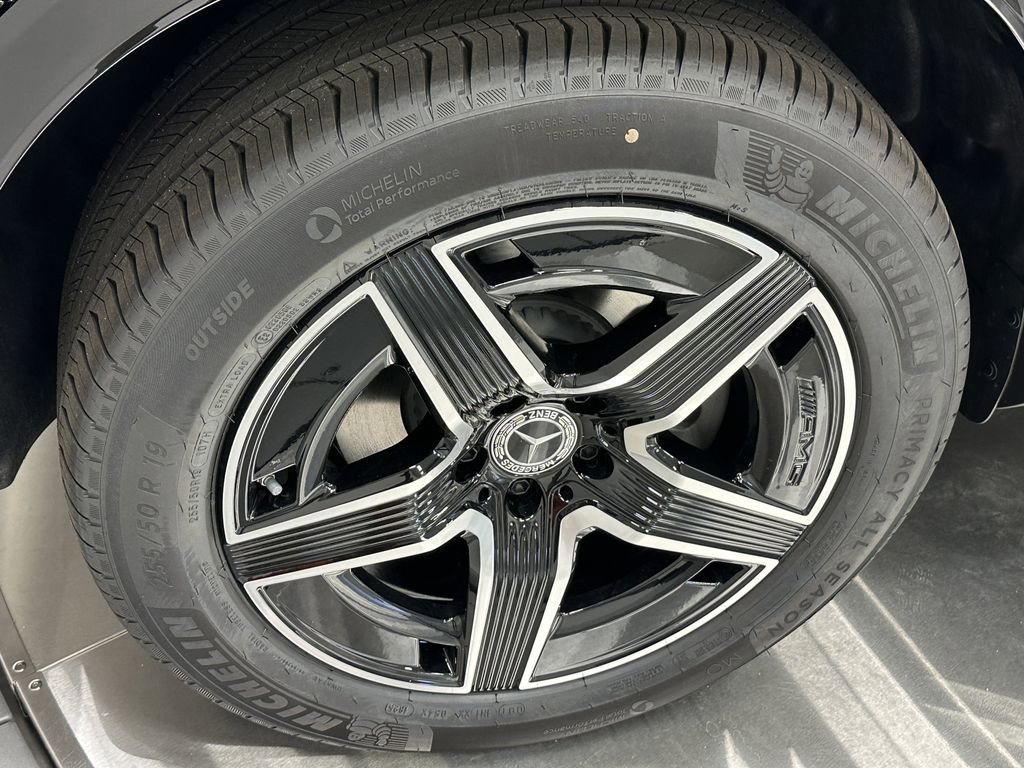 2026 Mercedes Benz GLC 300 photo 29