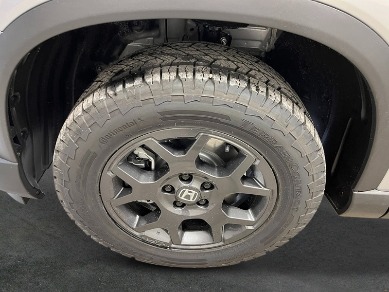 2025 Honda Pilot TrailSport photo 7