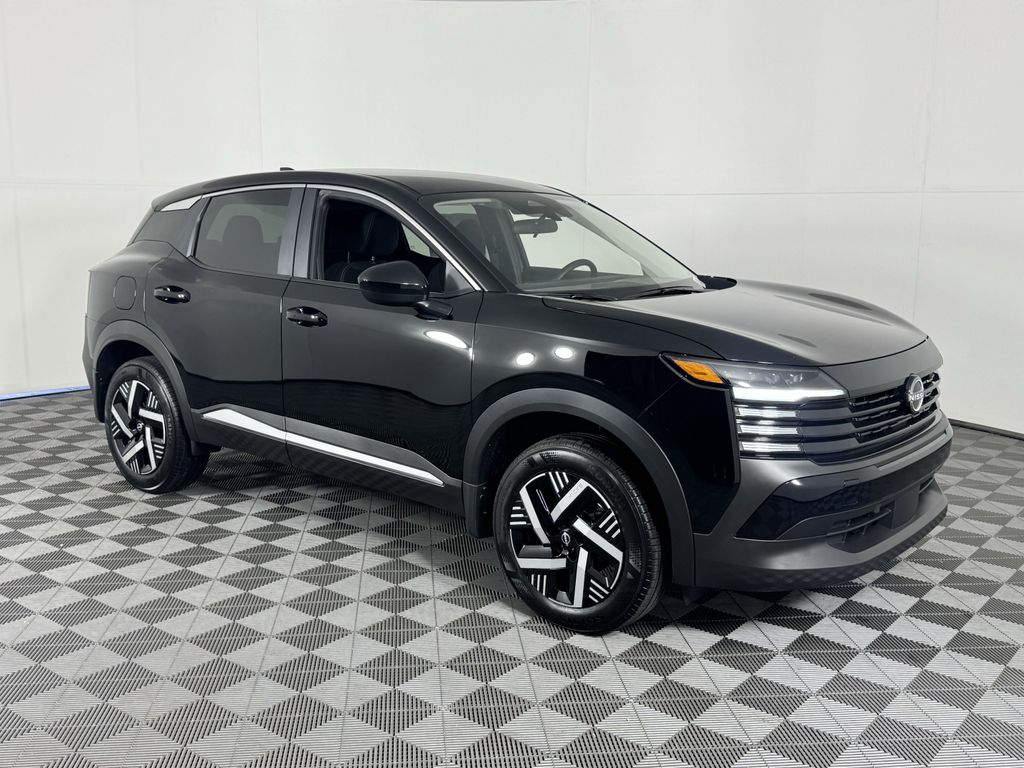 2025 Nissan Kicks SV photo 2