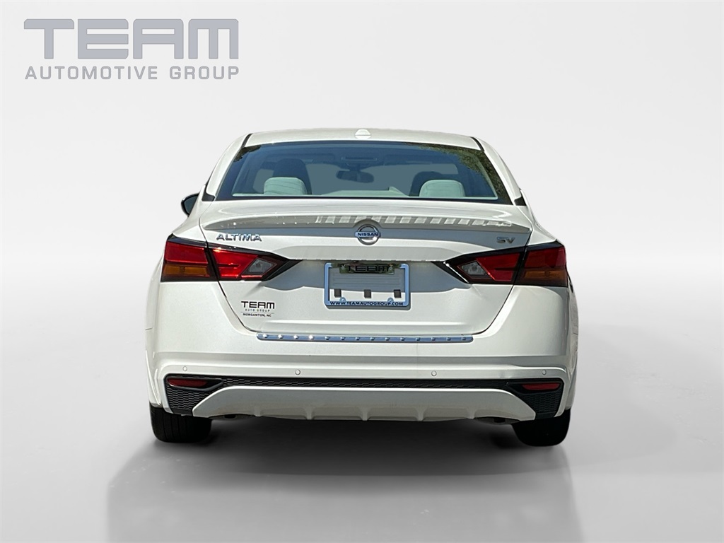 2022 Nissan Altima 2.5 SV photo 6