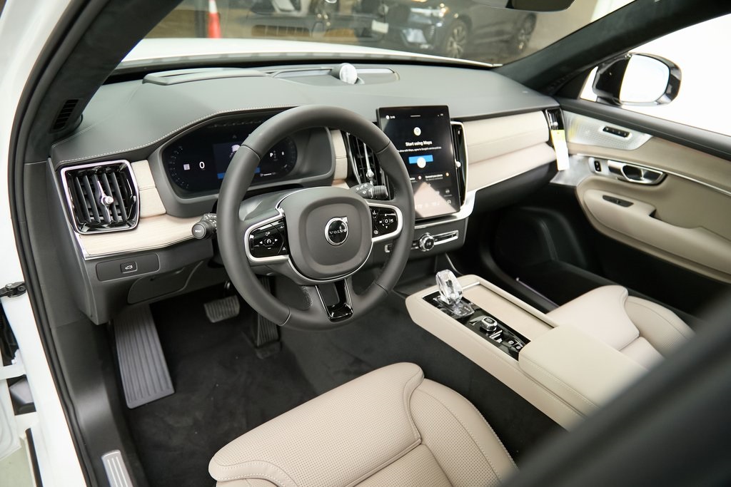 2026 VOLVO XC90 - Image 10