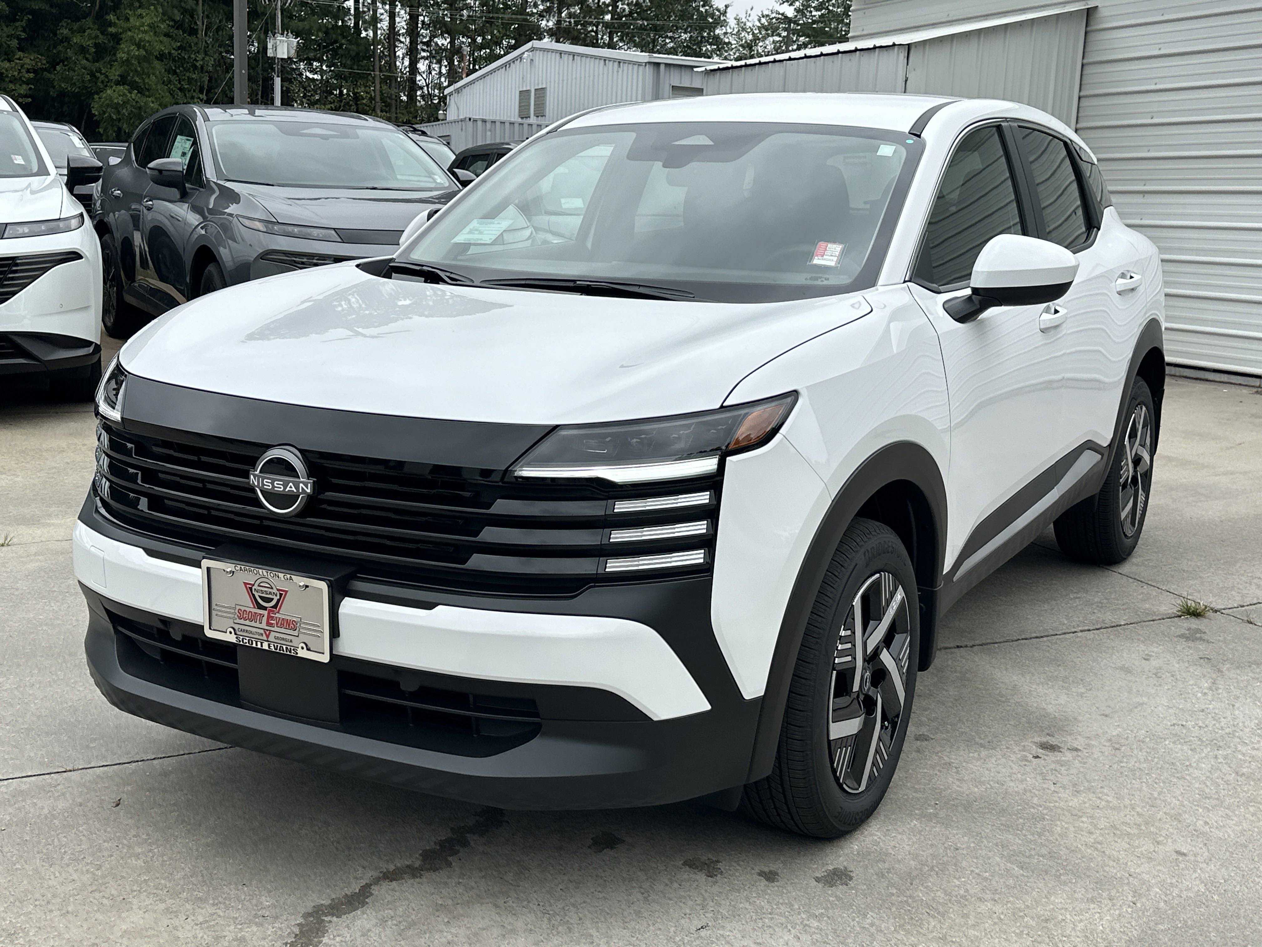 2025 Nissan Kicks SV photo 3