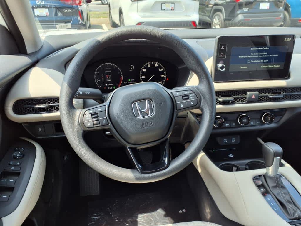 2026 Honda HR-V LX photo 7