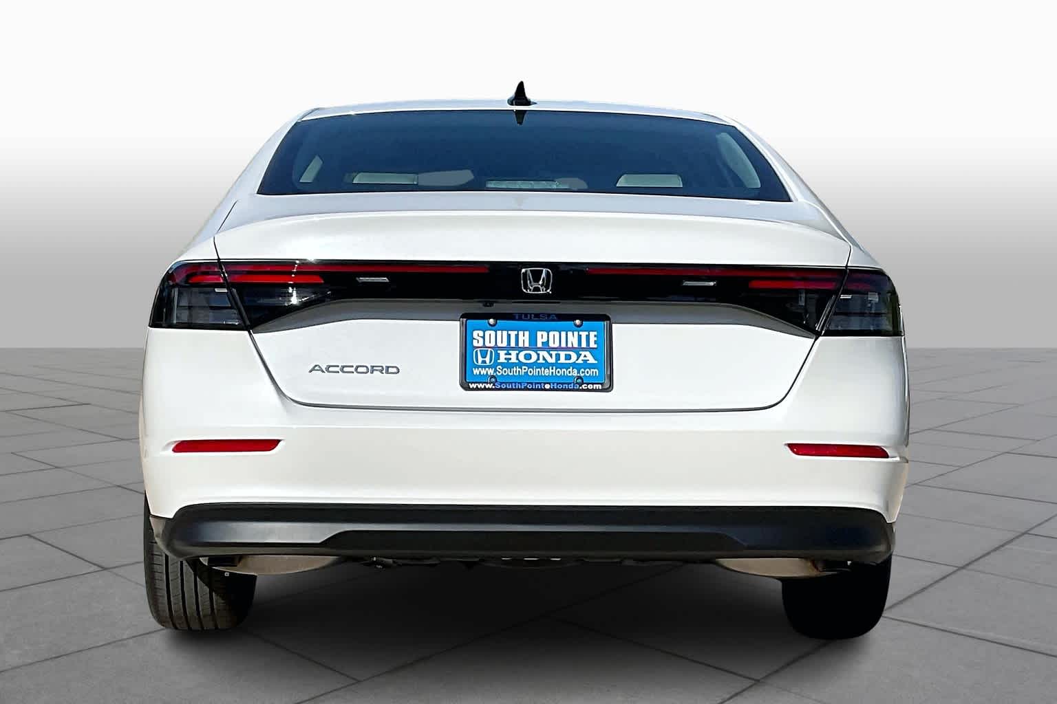 2025 Honda Accord 1.5T SE photo 4