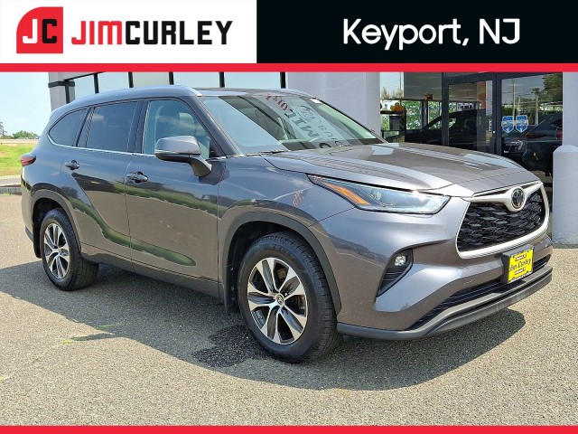 Pre-Owned 2021 Toyota Highlander XLE Utility in Keyport #R3602A