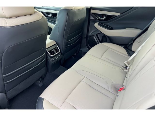2025 Subaru Outback Limited photo 7