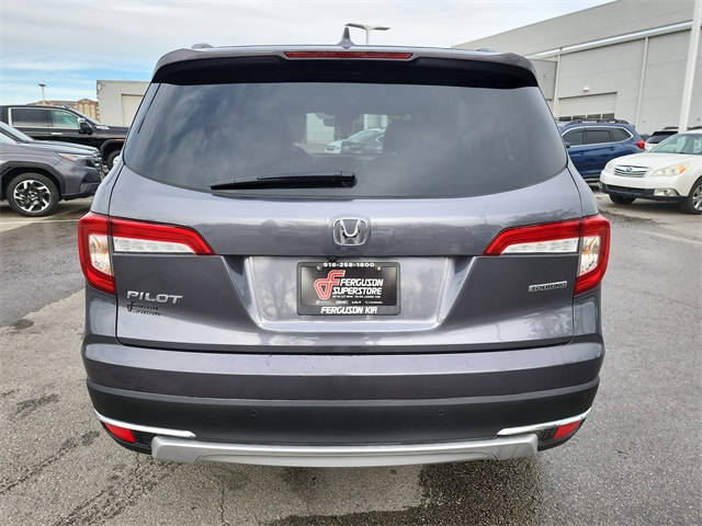 2022 Honda Pilot Touring photo 3
