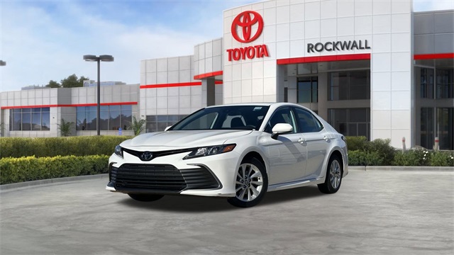 2023 Toyota Camry LE's photo
