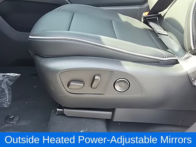 2025 Chevrolet Silverado EV LT photo 10