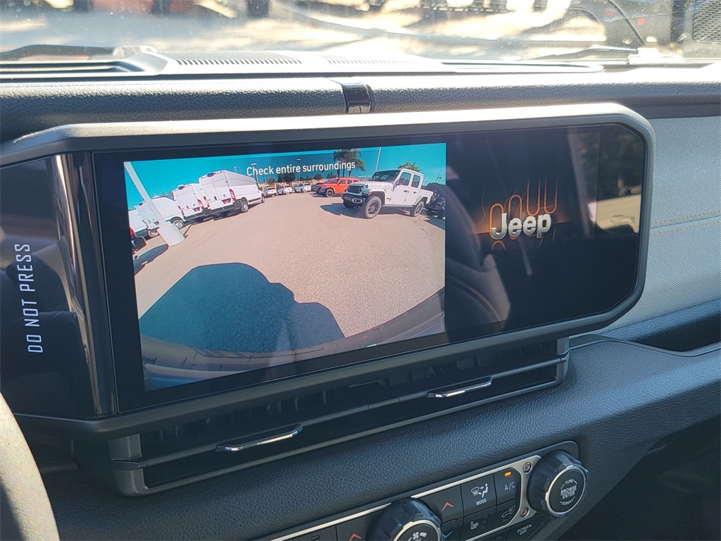 2025 Jeep Wrangler Sport S photo 15