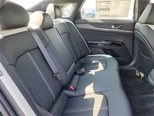 2026 Kia K5 GT-Line photo 16
