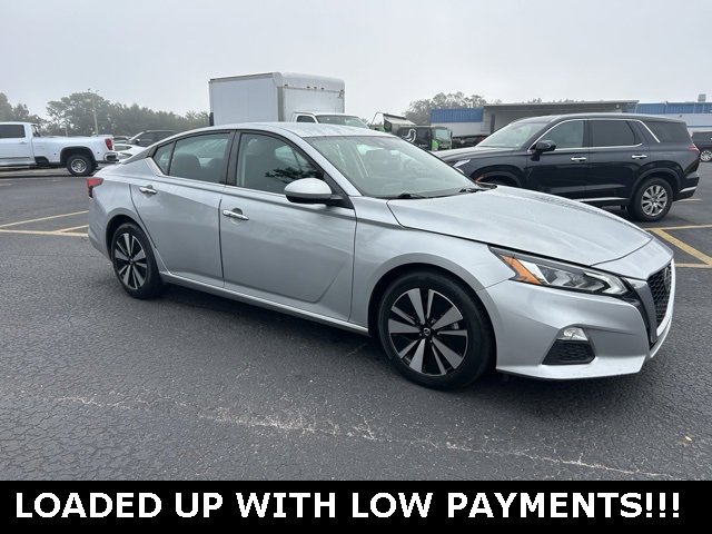 2022 Nissan Altima SV